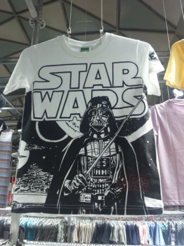 スター・ウォーズ ユニクロ Tシャツ