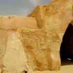 チュニジアのタトゥイーン モス・エスパ ロケ地レポート記事