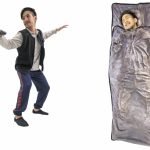 ベルメゾン「ハン・ソロ風フリースベスト／スウェットパンツ」、「カーボナイト凍結つつ毛布」発売！お部屋でハン・ソロになろう