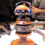 「スター・ウォーズ：ギャラクシーズ・エッジ」ブース グッズレポート①ドロイド・デポ（動画あり）【セレブレーション2019】