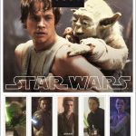 郵便局スター・ウォーズ オリジナルフレーム切手、申込販売中！ミレニアム・ファルコンペーパーウェイトや、ルークのポーチ型ポストカードケースも