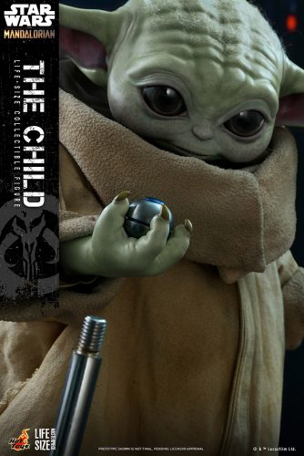 01Hot_Toys_lifesize_the_child